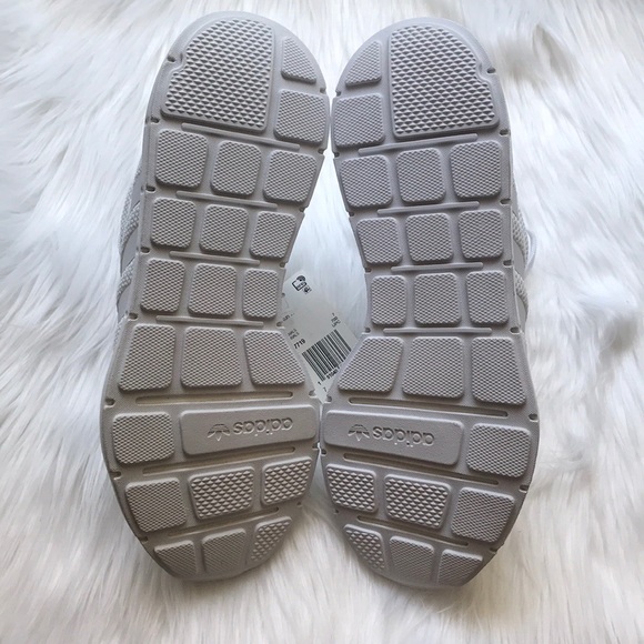 WOMEN’S ADIDAS SWIFT RUN WHITE - Picture 5 of 5